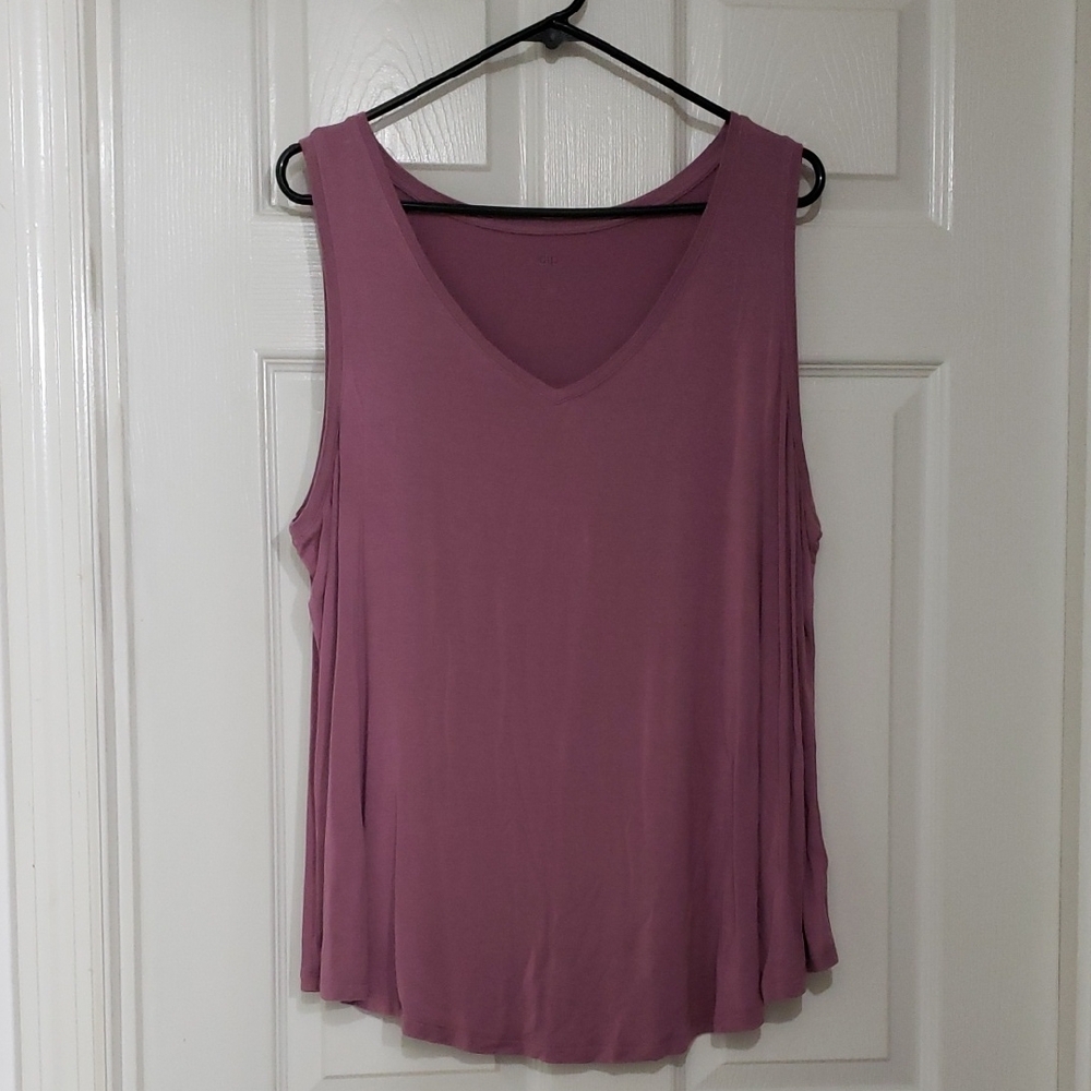 Dip Brand Women's Plus Size V-Neck Loose Fitting Tank Top.